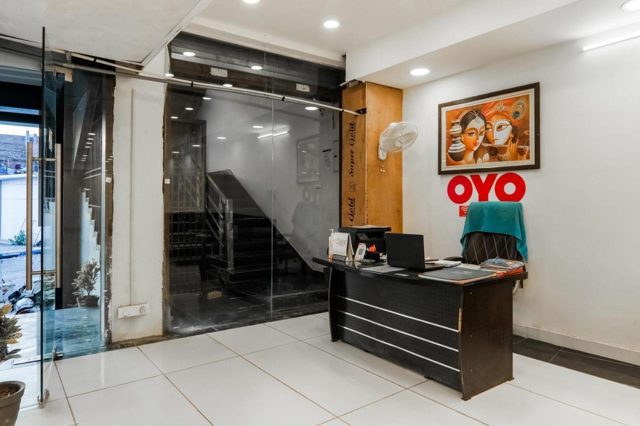 Hotel Oyo Flagship Krishna Regency Near Chaudhary Charan Singh International Airport à Bijnaur Extérieur photo